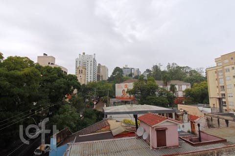 Image 15 - 228211